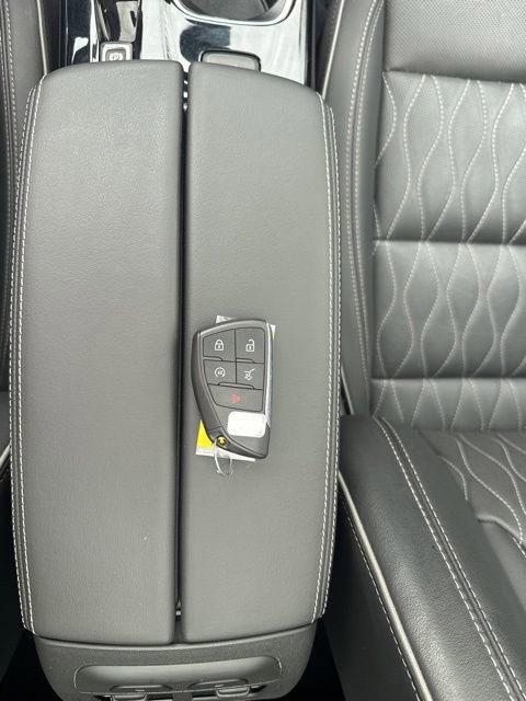 Used 2023 Buick Envision Avenir image 30