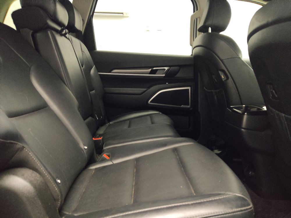 Used 2020 Kia Telluride LX FWD image 19