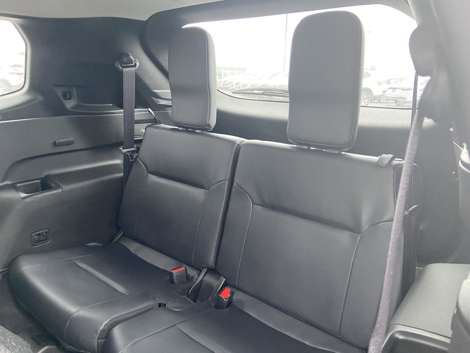 Used 2025 Mitsubishi Outlander SE image 28