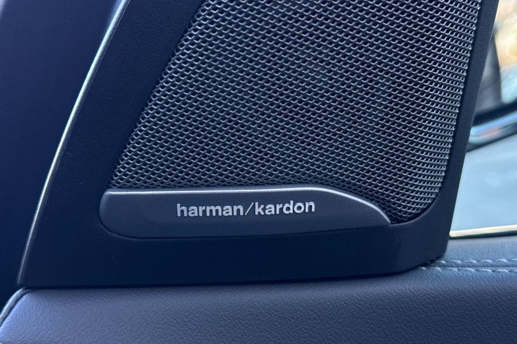 New 2026 BMW X7 M60i w/ Executive Package image 20