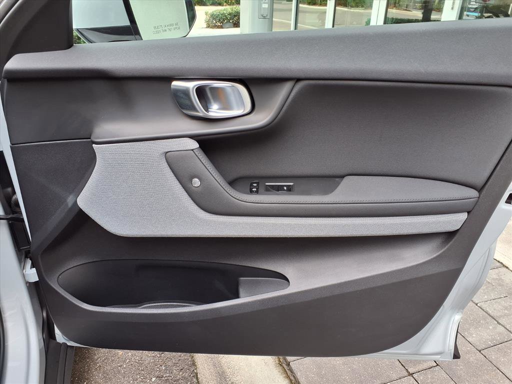 Used 2023 Polestar Polestar 2 image 13