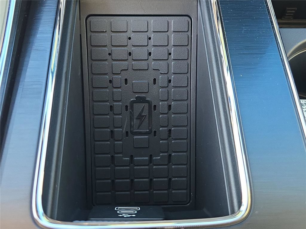 New 2026 Lincoln Aviator Reserve w/ Illumination Package AWD/4WD image 23