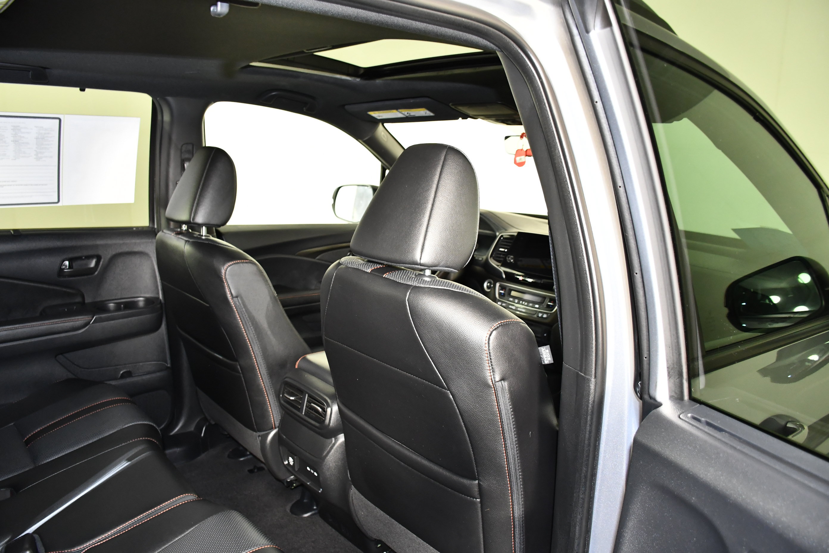 Certified 2025 Honda Passport TrailSport image 45