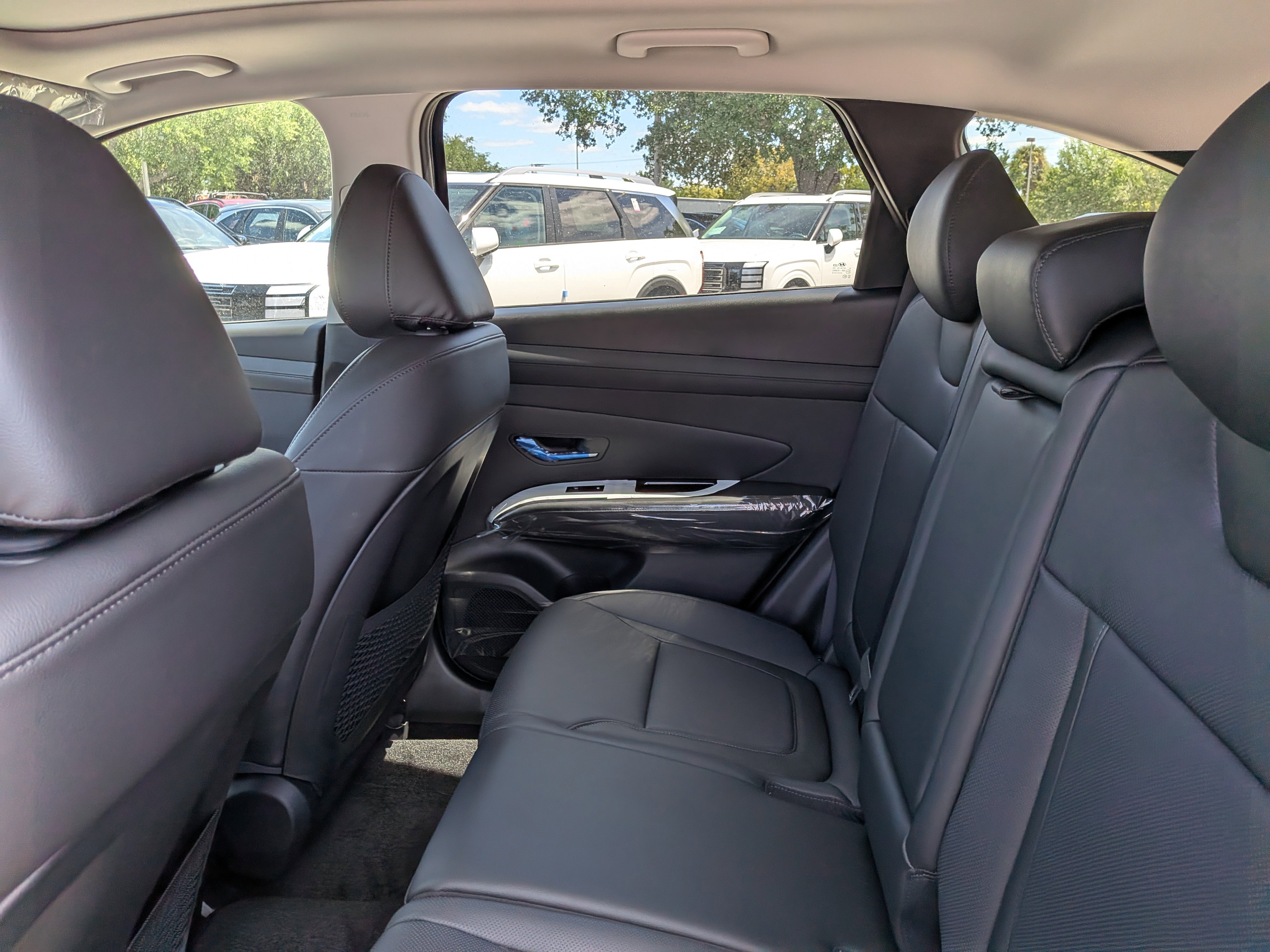 New 2026 Hyundai Tucson Limited w/ Tow & Go Package image 15