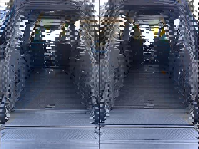 New 2025 Ford Expedition Max Platinum image 23