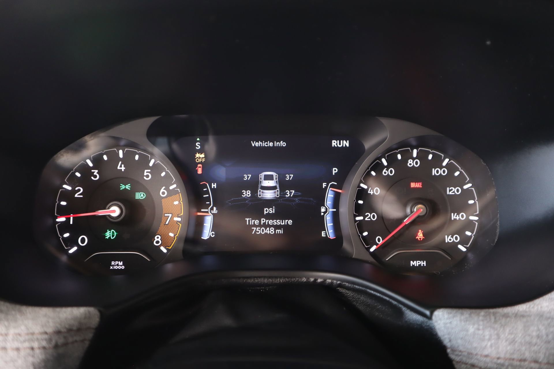 Used 2024 Jeep Compass Latitude image 4