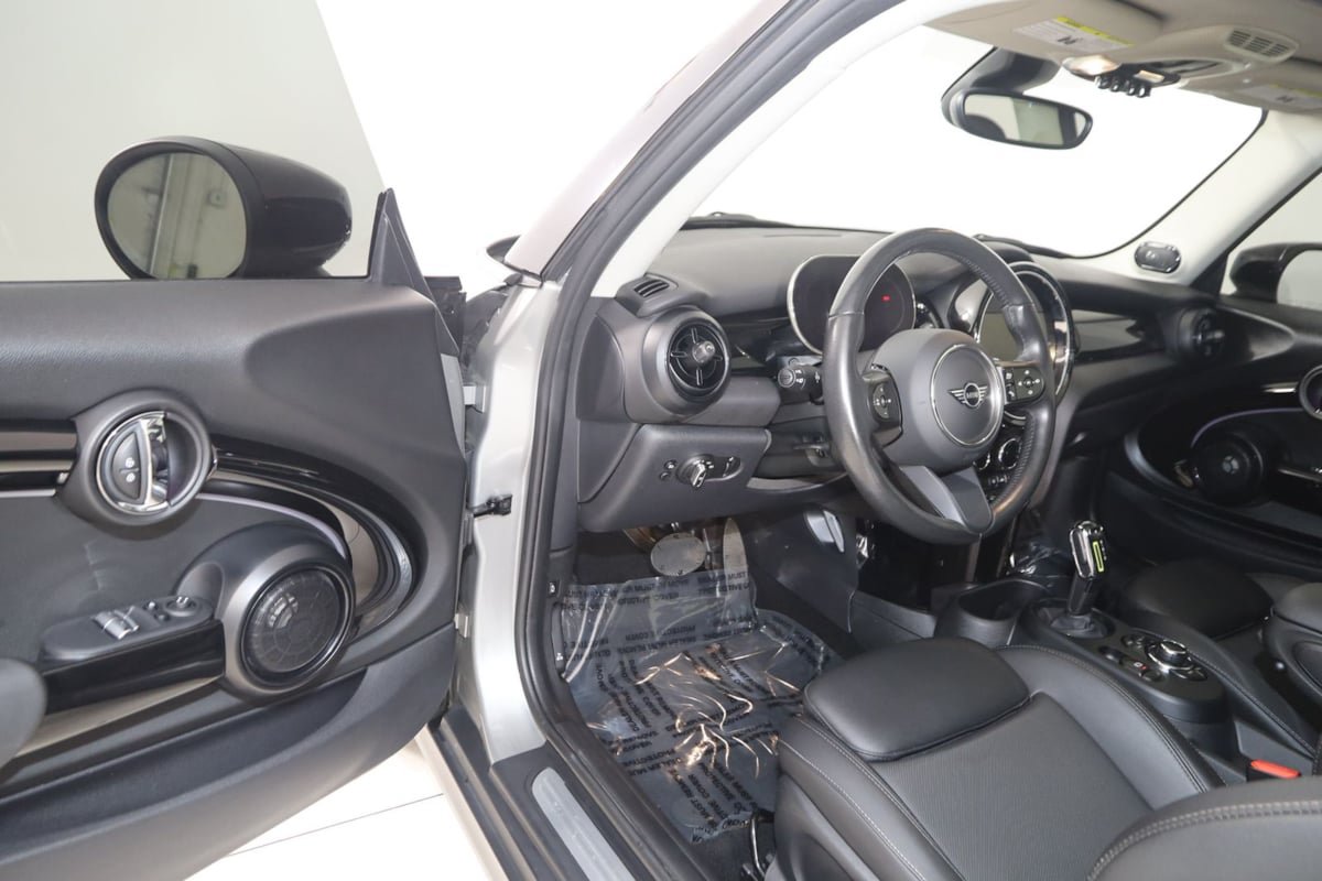 Used 2024 MINI Cooper SE FWD image 46