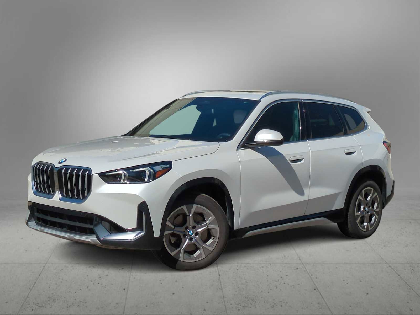 New 2025 BMW X1 xDrive28i w/ Convenience Package