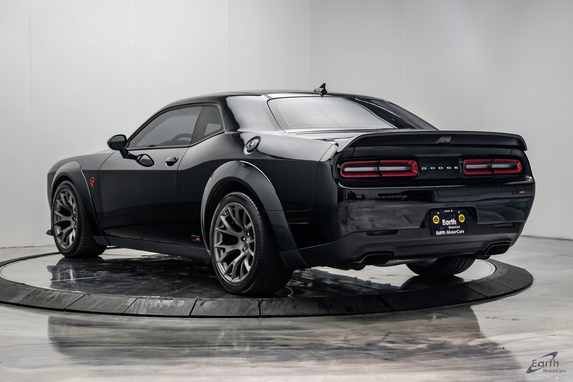 Used 2022 Dodge Challenger SRT Hellcat RWD image 13