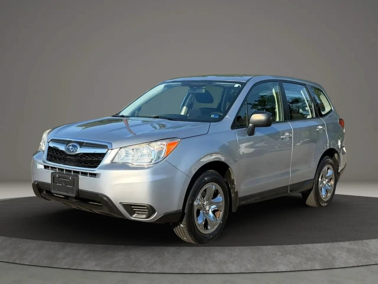 Used 2015 Subaru Forester 2.5i AWD/4WD image 8