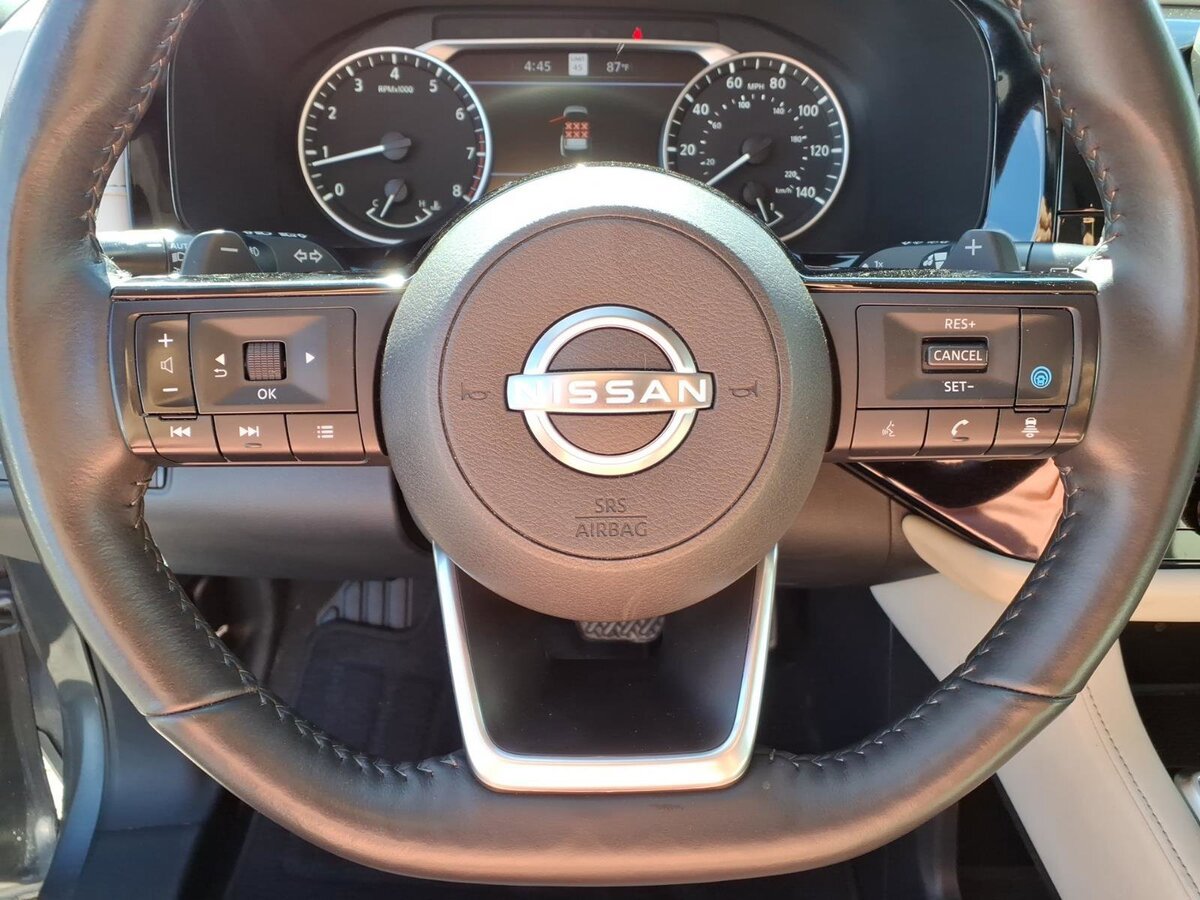 Used 2023 Nissan Pathfinder SL w/ Lighting Package (N92) AWD/4WD image 14