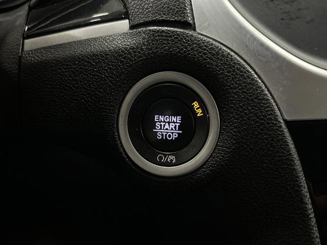 Used 2023 Chrysler 300 Touring w/ Sport Appearance Package image 19