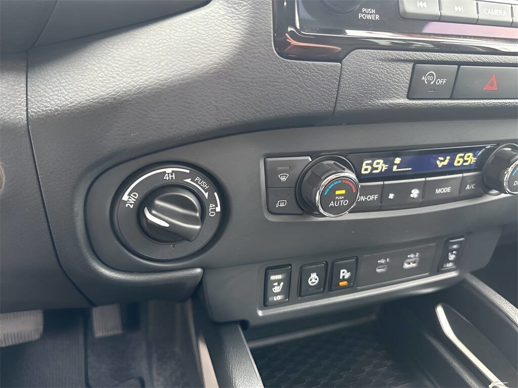 Used 2024 Nissan Frontier SL w/ Technology Package image 32