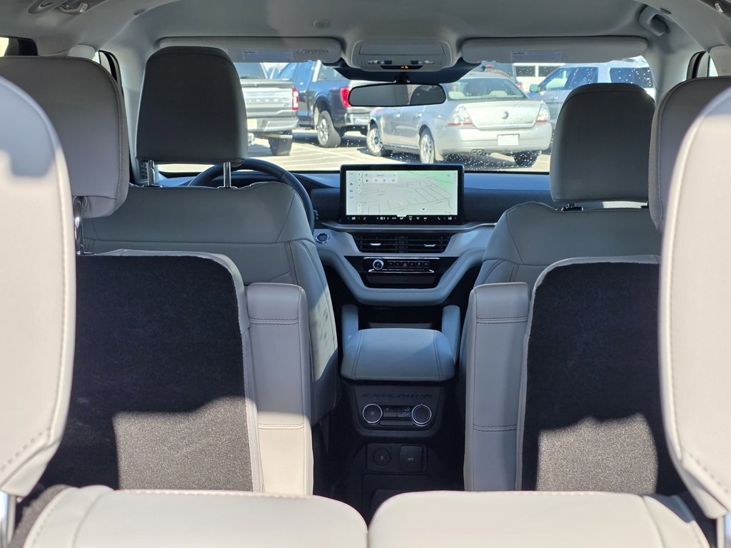 New 2025 Ford Explorer Active w/ Active Comfort Package image 16