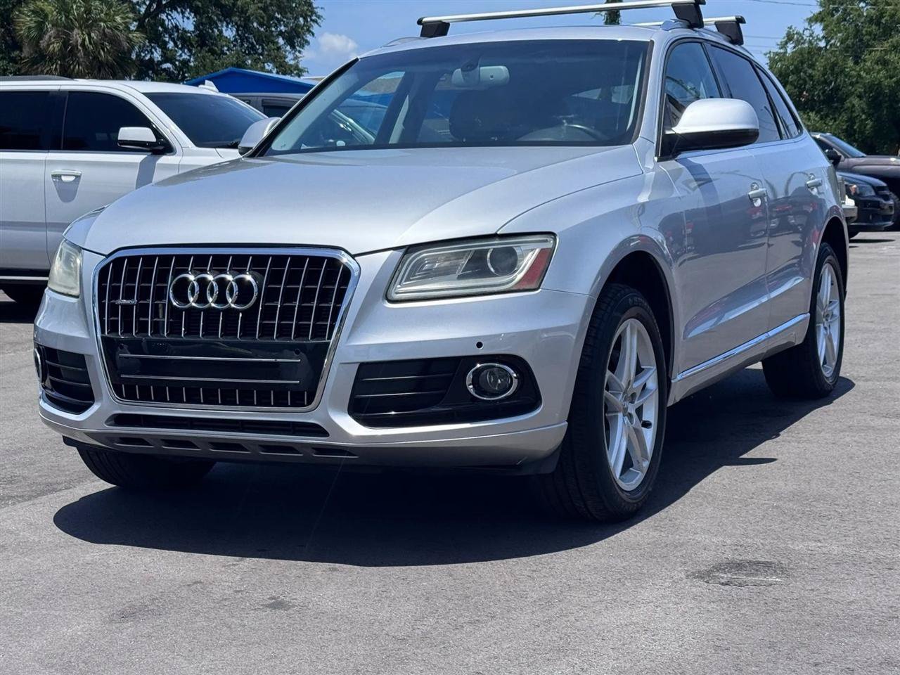 Used 2013 Audi Q5 2.0T Premium Plus AWD/4WD image 2