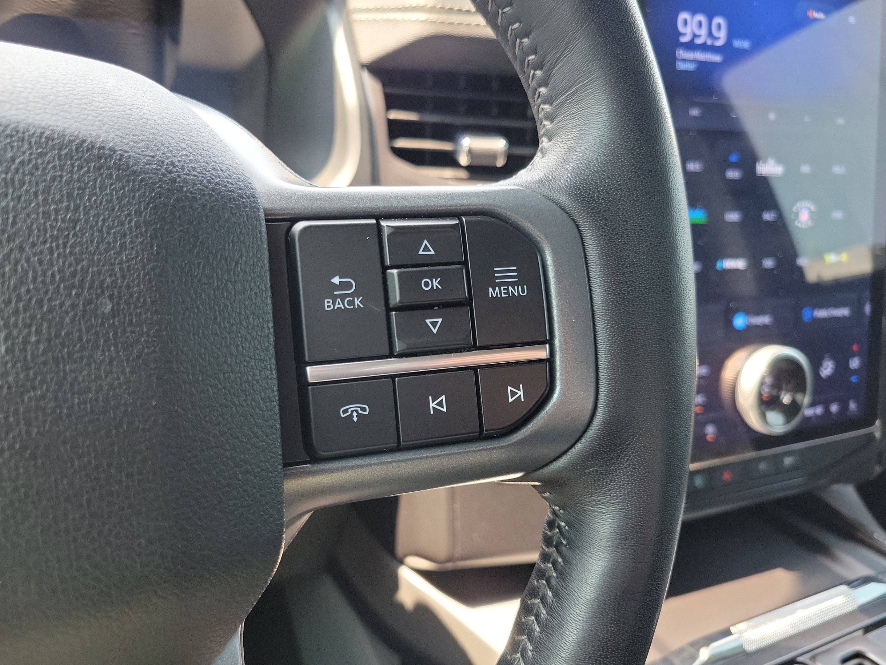 Used 2024 Ford F150 Lightning Flash AWD/4WD image 22