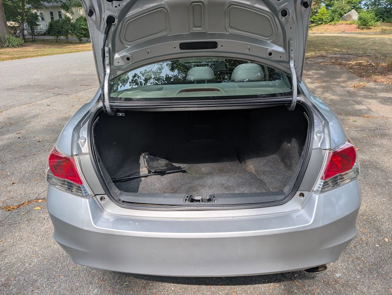 Used 2011 Honda Accord LX image 25