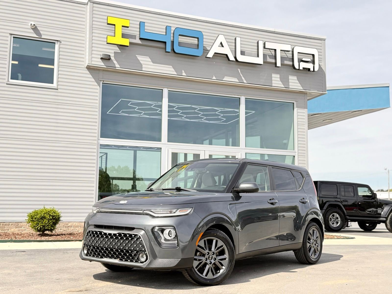 Used 2020 Kia Soul EX image 1