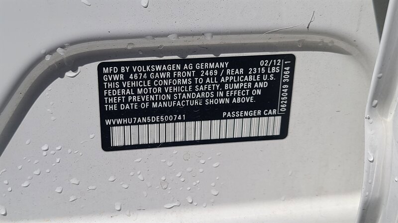 Used 2013 Volkswagen CC Lux image 9