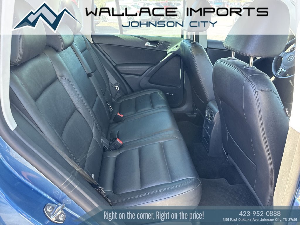 Used 2017 Volkswagen Tiguan SEL AWD/4WD image 34
