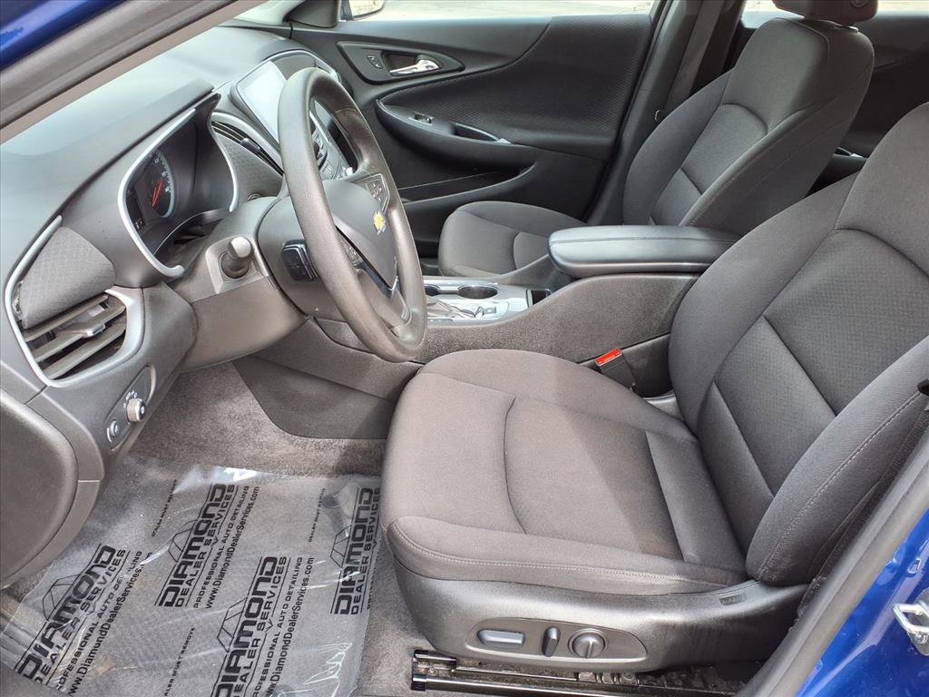 Used 2023 Chevrolet Malibu LT image 17