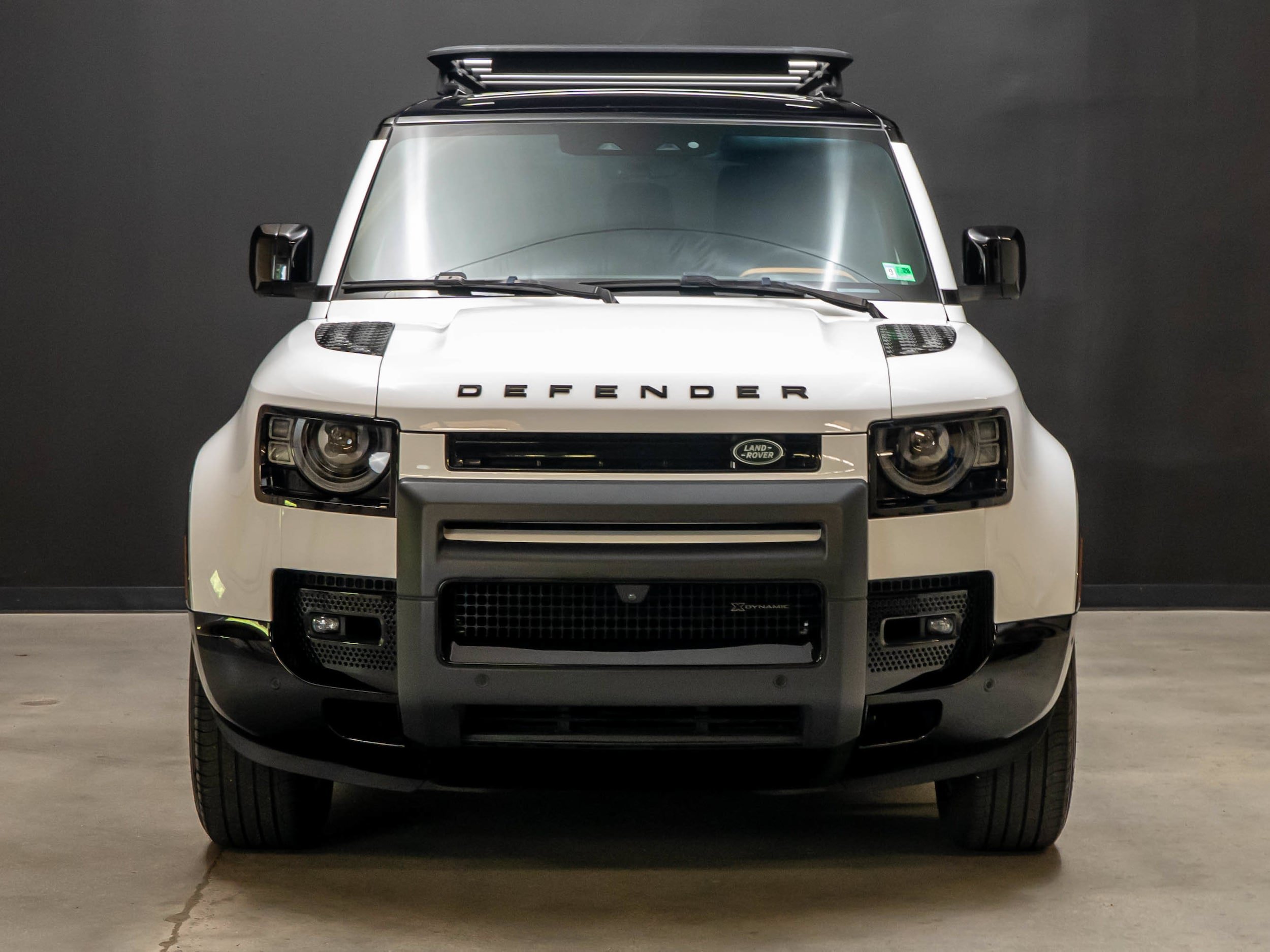 Used 2023 Land Rover Defender 90 X-Dynamic SE AWD/4WD image 10