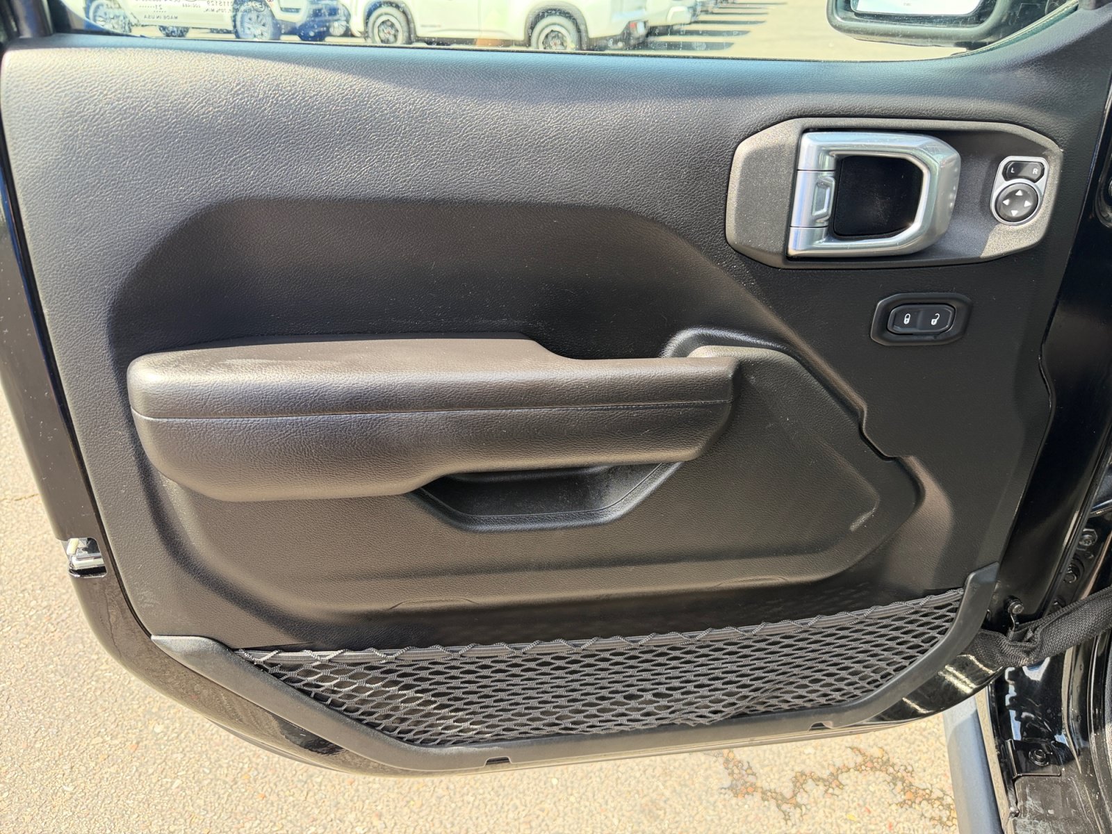 Used 2021 Jeep Wrangler Unlimited Rubicon AWD/4WD image 17