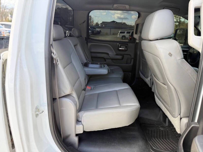 Used 2015 Chevrolet Silverado 2500 W/T w/ WT Convenience Package AWD/4WD image 23