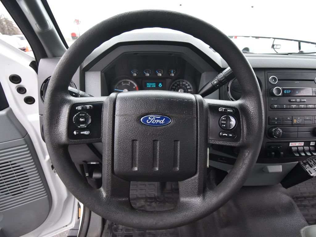 Used 2016 Ford F550 4x4 Regular Cab Super Duty image 26