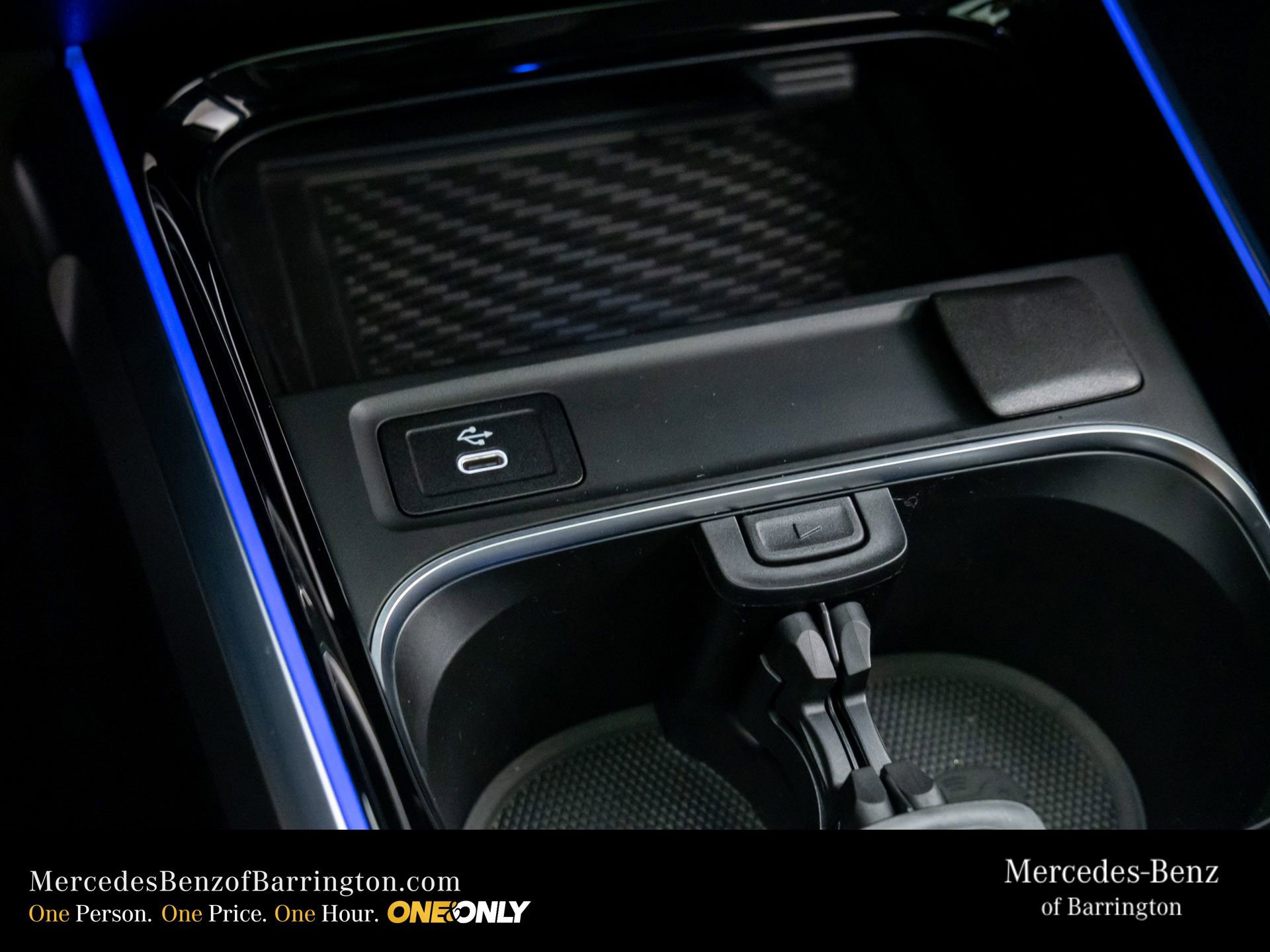New 2026 Mercedes-Benz GLB 35 AMG 4MATIC image 25