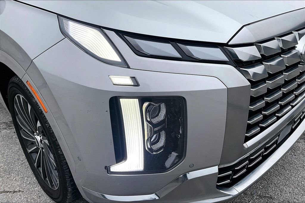 Used 2024 Hyundai Palisade Calligraphy image 33