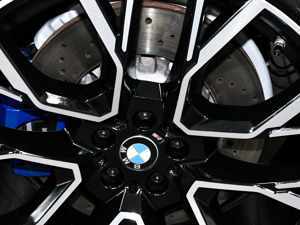 Used 2021 BMW X6 M w/ Executive Package AWD/4WD image 95