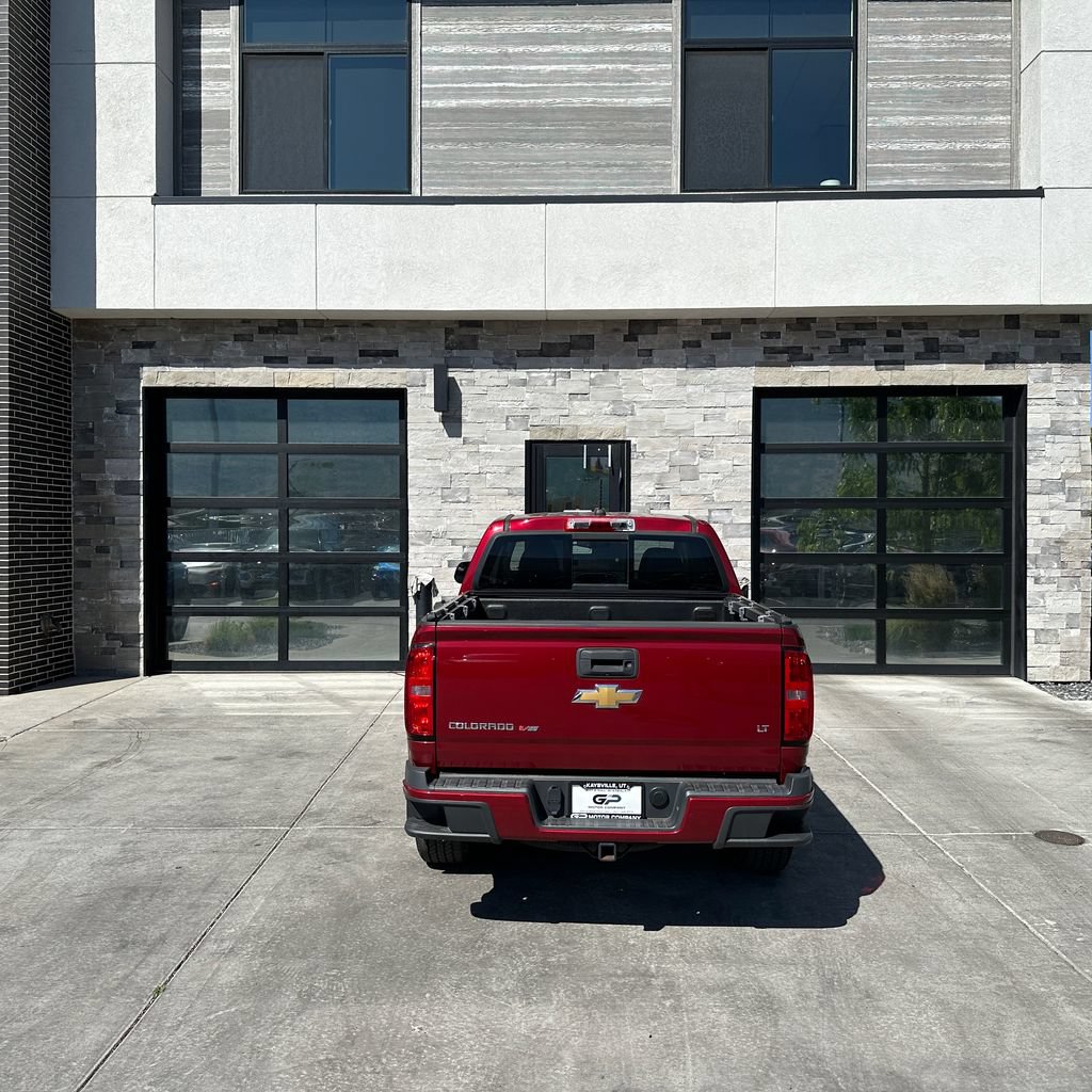 Used 2019 Chevrolet Colorado LT w/ LT Convenience Package AWD/4WD image 4