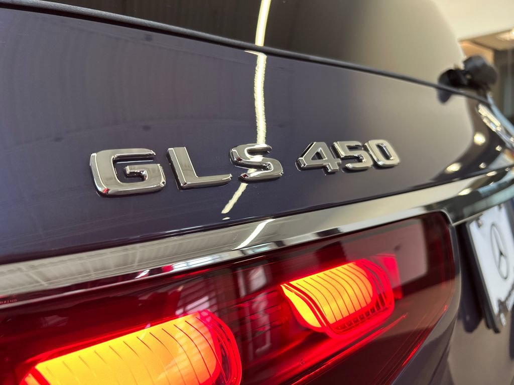 New 2026 Mercedes-Benz GLS 450 4MATIC image 32