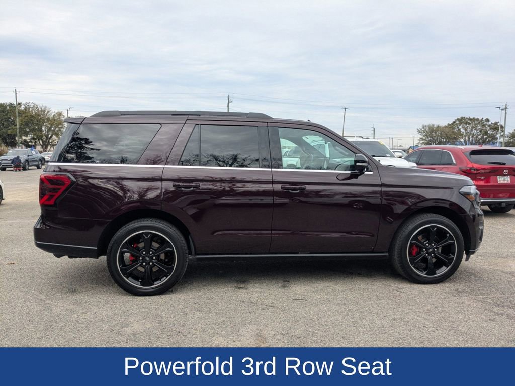 Certified 2023 Ford Expedition Limited image 3