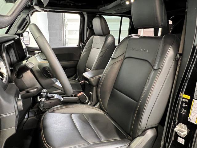 Certified 2024 Jeep Wrangler Sahara w/ Technology Group image 25
