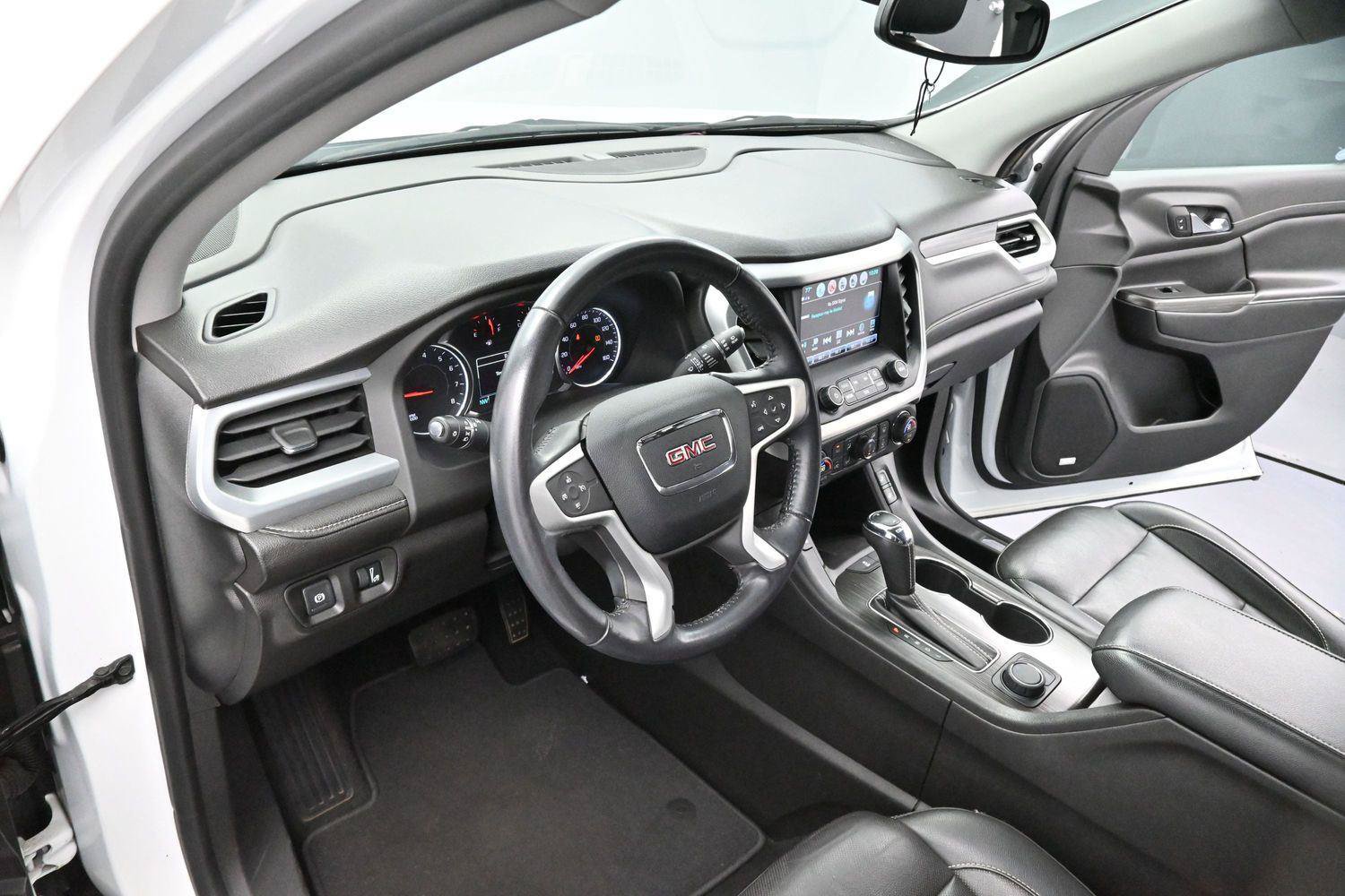 Used 2019 GMC Acadia SLT FWD image 13
