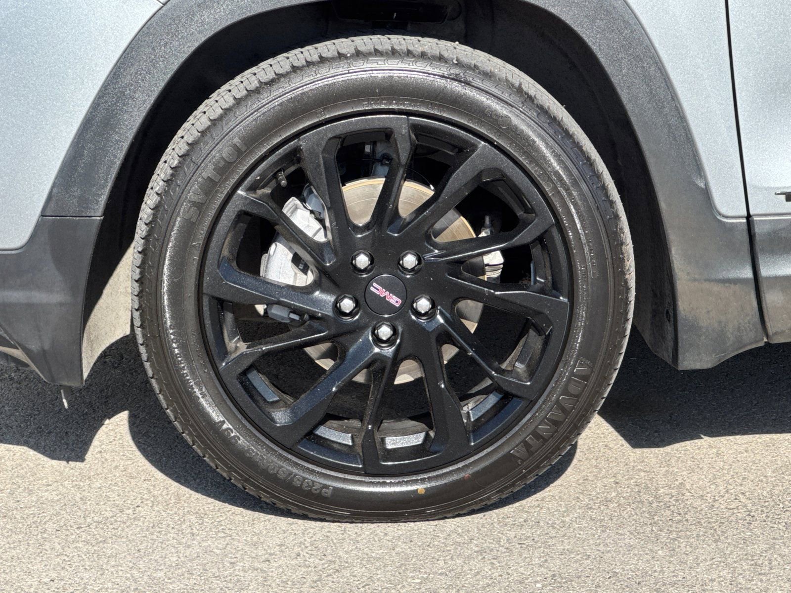 Used 2023 GMC Terrain SLE w/ Driver Convenience Package image 31