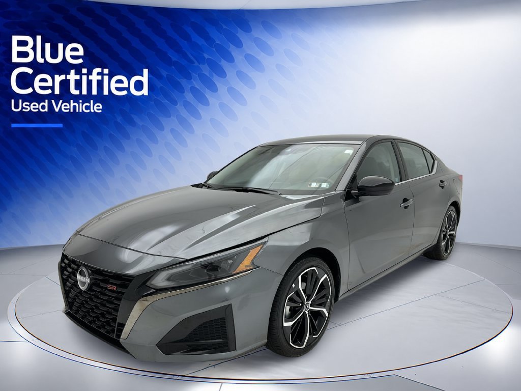 Used 2025 Nissan Altima 2.5 SR FWD image 3