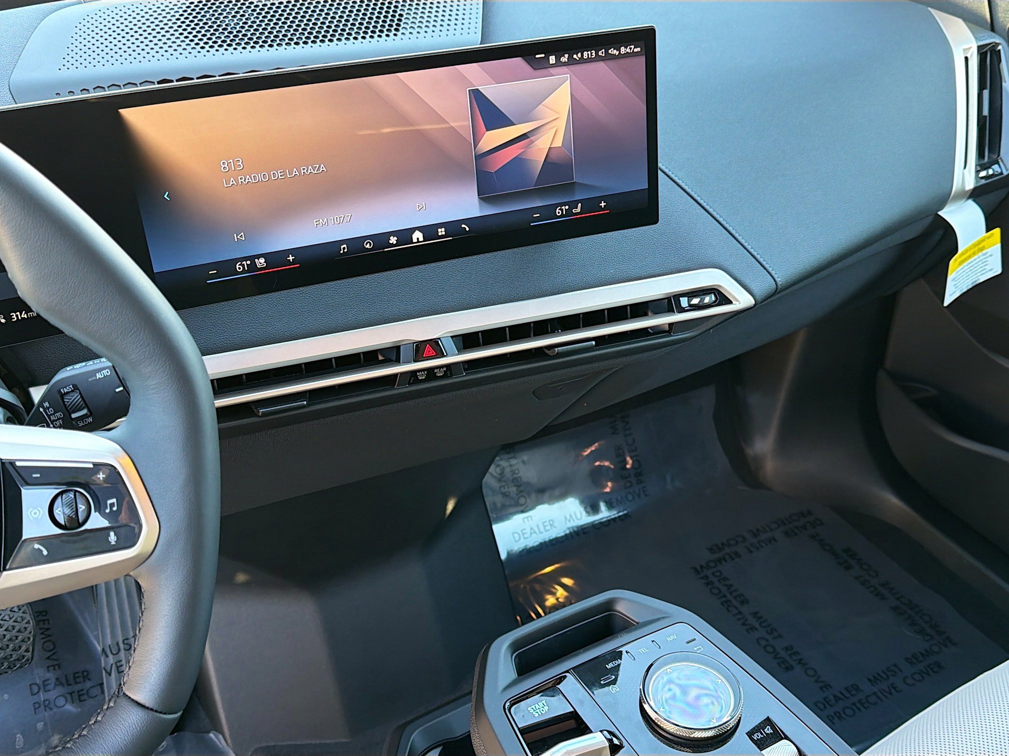 New 2026 BMW iX xDrive60 w/ Premium Package image 28