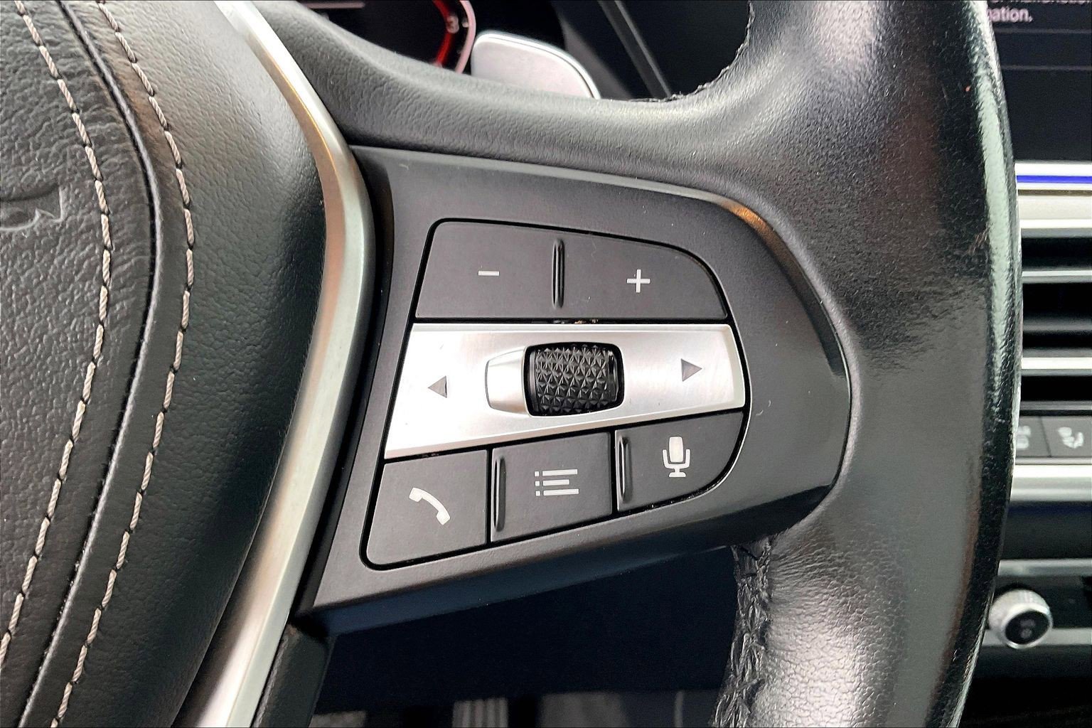 Used 2020 BMW X5 sDrive40i w/ Convenience Package image 21