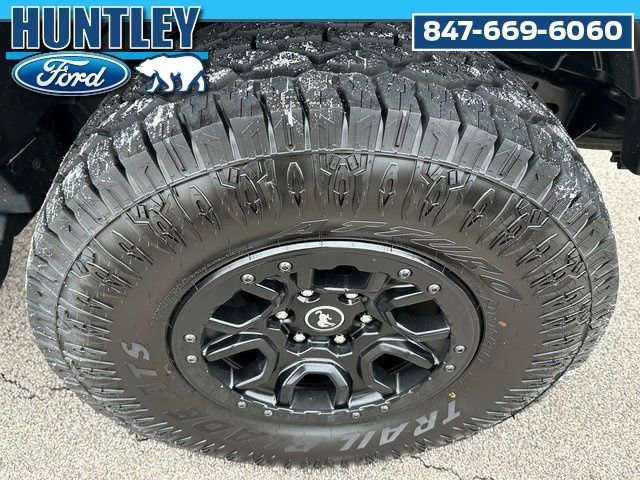 Used 2023 Ford Bronco Wildtrak image 8