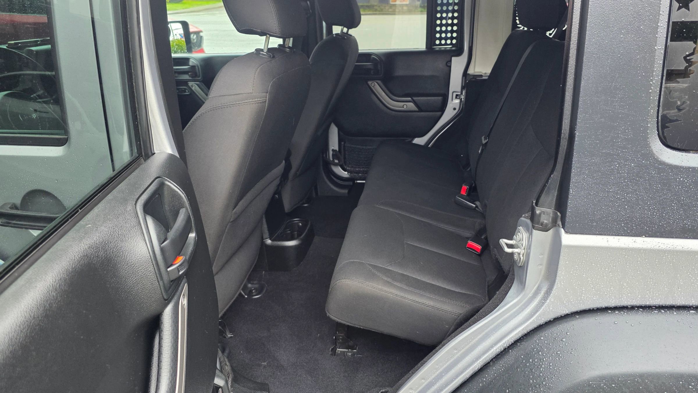 Used 2018 Jeep Wrangler Unlimited Sport S image 10