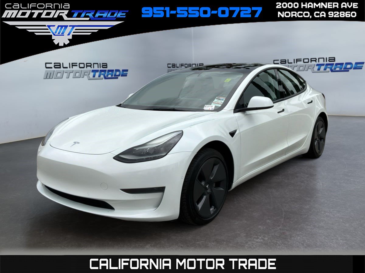 Used 2022 Tesla Model 3 Standard Range RWD image 1