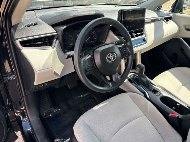Used 2024 Toyota Corolla Cross L FWD image 23