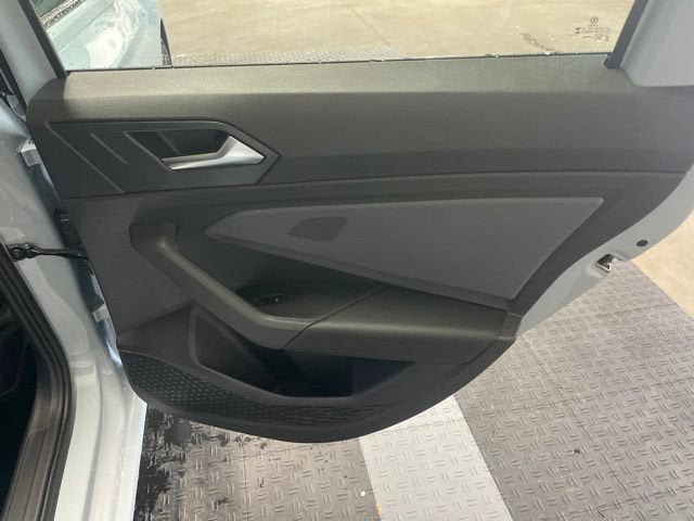New 2027 Volkswagen Jetta SE FWD image 5