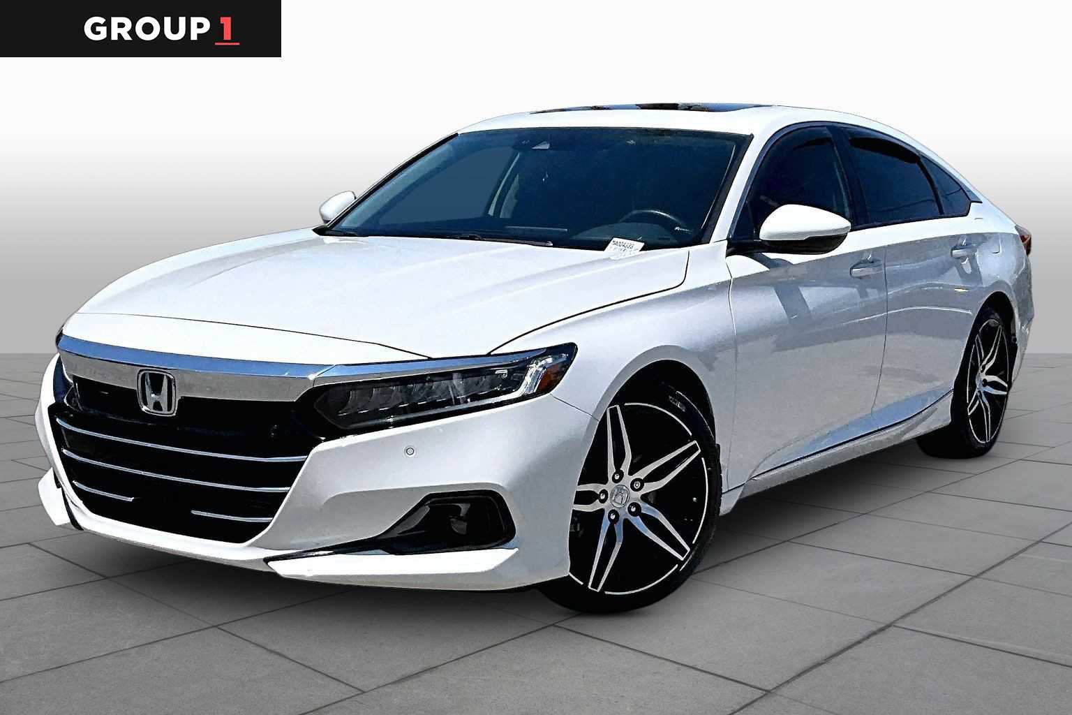 Used 2021 Honda Accord Touring image 1