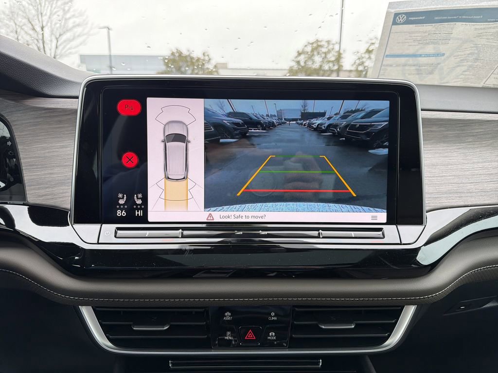 New 2026 Volkswagen Atlas SEL image 33