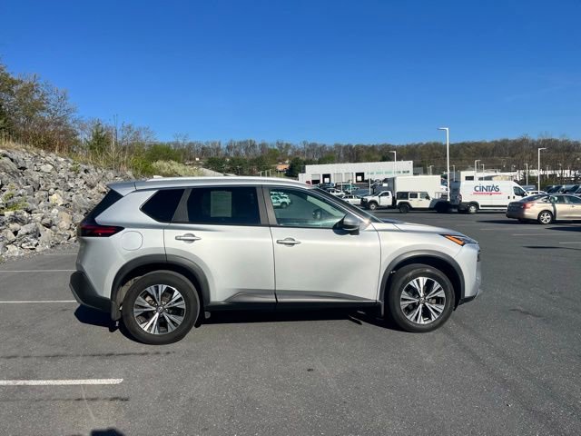 Certified 2023 Nissan Rogue SV w/ SV Premium B Package AWD/4WD image 8