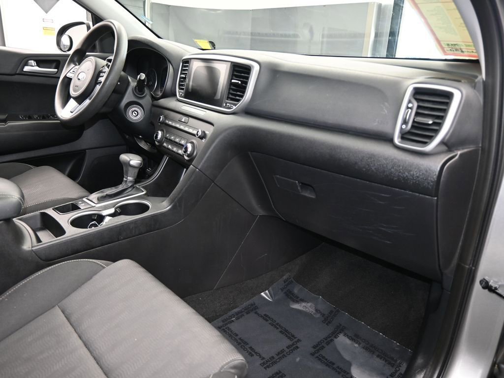 Used 2020 Kia Sportage LX image 41